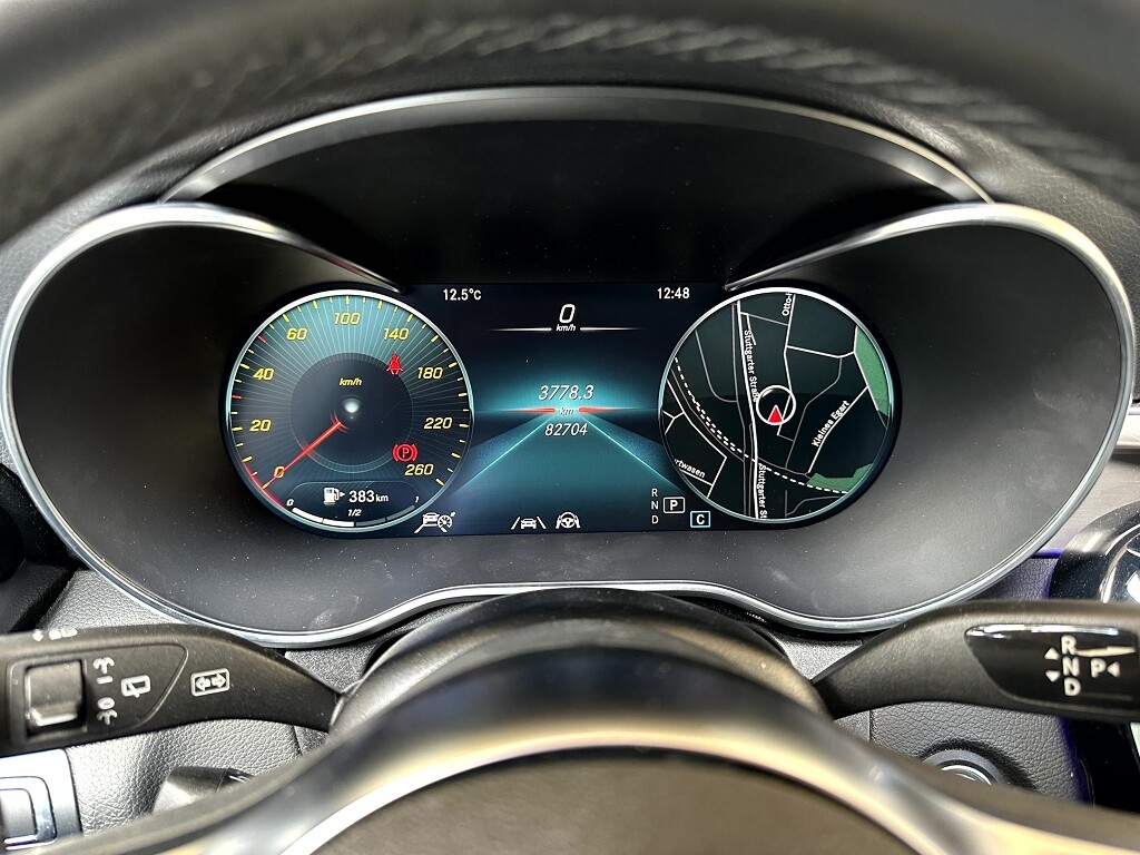 Mercedes C-Klasse 205 Nachrüstung Einbau Original Digital Tacho Kombiinstrument