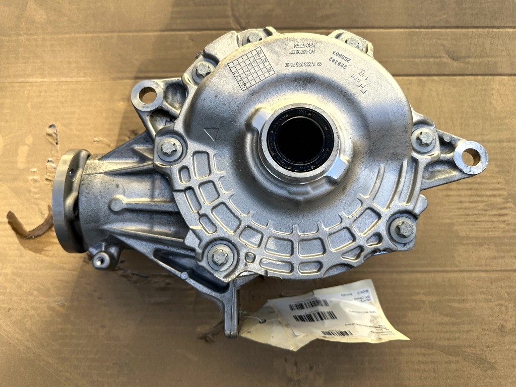 A2233302503 Mercedes E-Klasse 214 GLC 254 CLE 236  SL 232 Vorderachsgetriebe