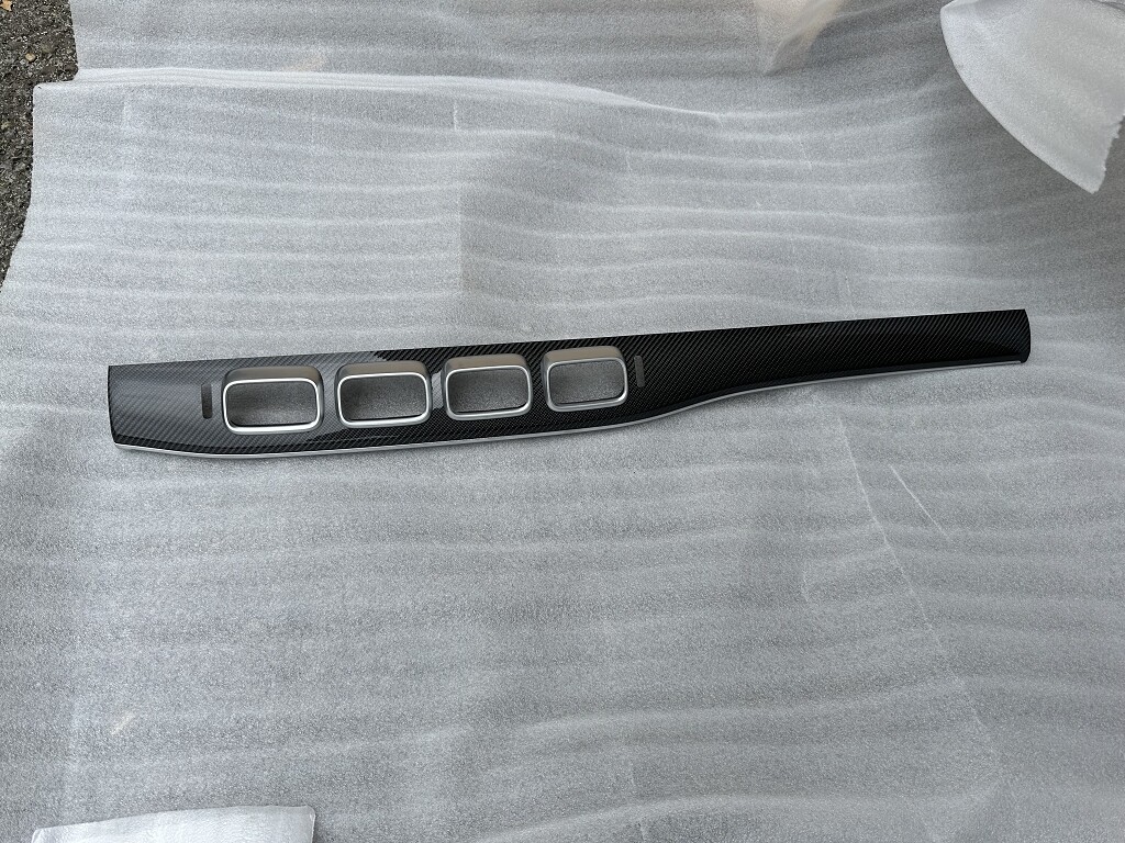 A1676801106 Mercedes Benz GLE 167 Zierleiste Armaturenbrett rechts Carbon origin