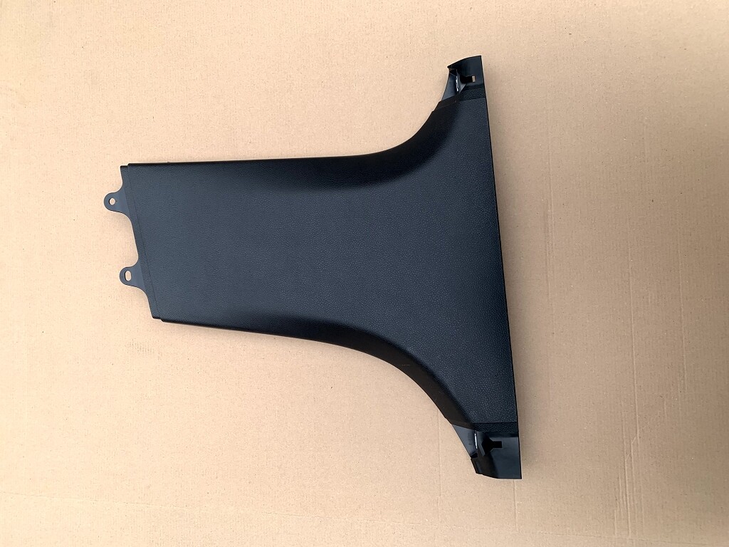 A2536900625 Mercedes Verkleidung (b-saeule unten rechts)