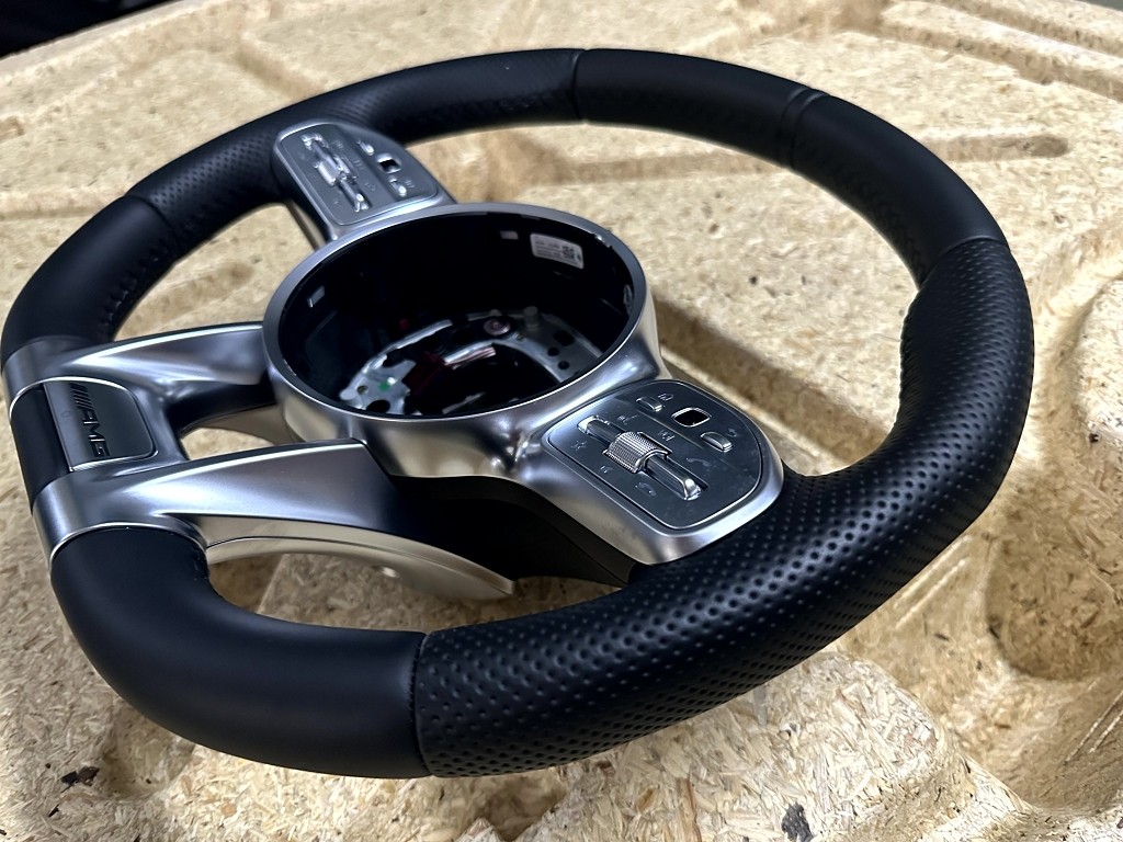 A0004608413 Original Mercedes CLA GLE A C E S Klasse 63 AMG Lenkrad – Bild 7
