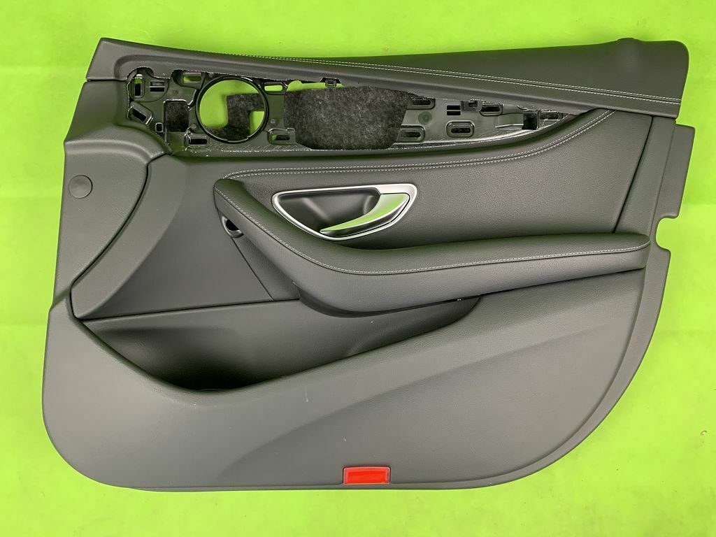 Mercedes E-Klasse W213 Türverkleidung vorne rechts Leder schwarz doppel Naht