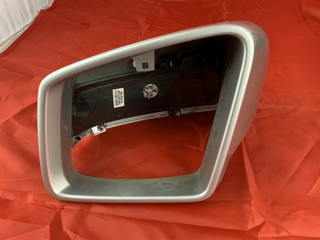 Original Mercedes ML GL R G Klasse Außenspiegelgehäuse Kappe links silber