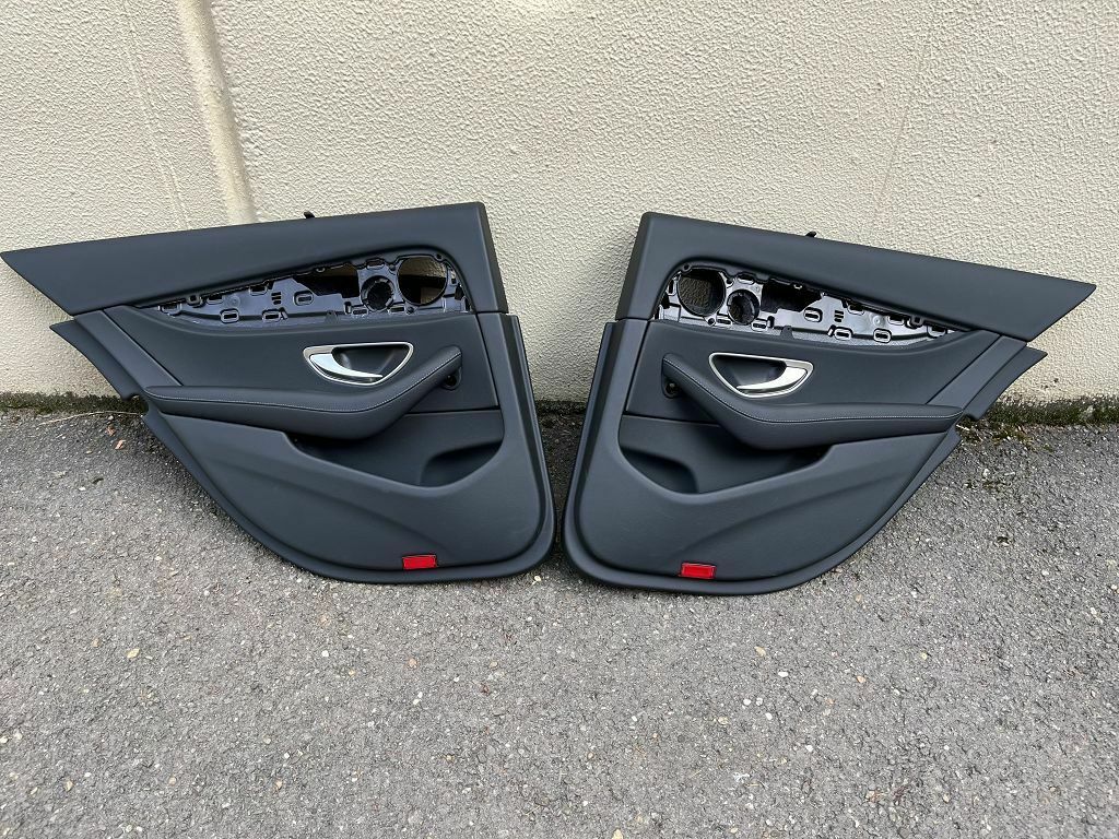 Mercedes E-Klasse W213 Türverkleidungen hinten Satz Leder schwarz Sonnenrollo