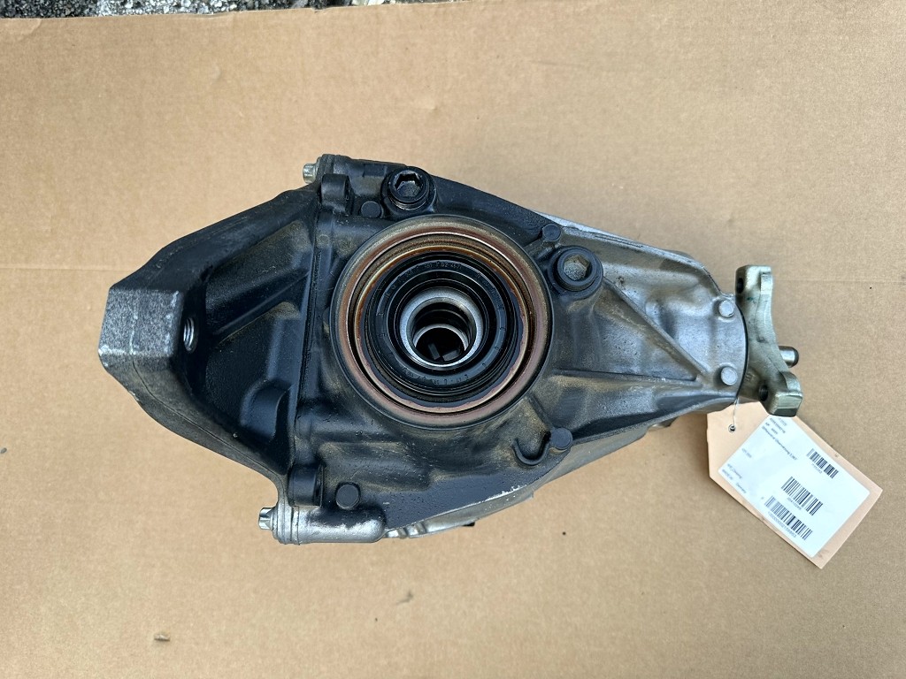 A2053506718 Origin. Mercedes C E Klasse 205 213 238 CLS 257 GLC 253 Differential