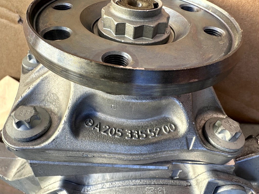 A2053304107 Mercedes C E Klasse 205 213 238 GLC 253 CLS 257 Vorderachsgetriebe – Bild 6