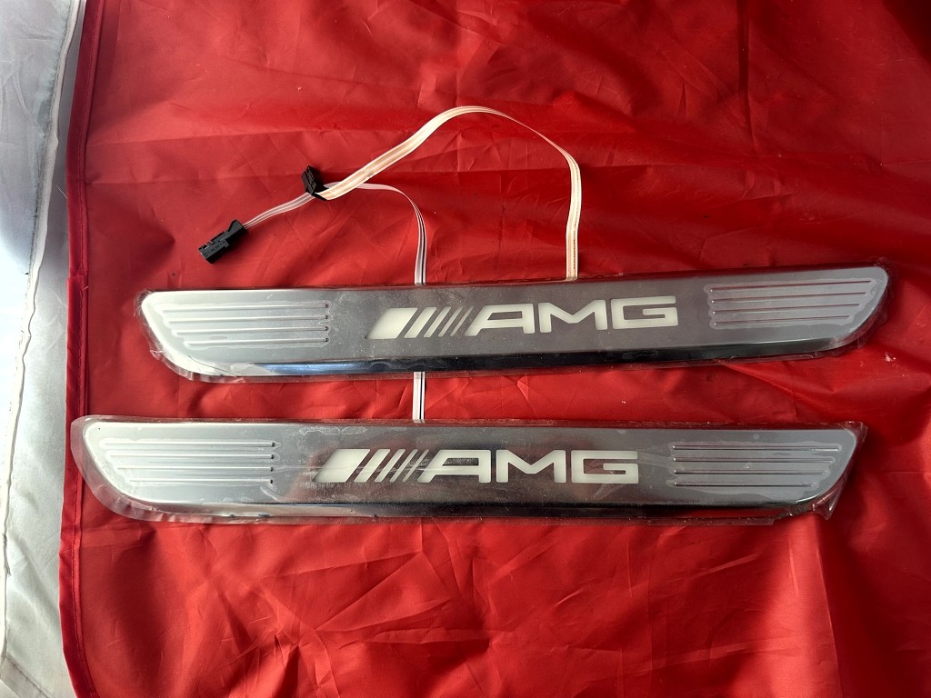 A2056802335 Mercedes C E Klasse 205 213 GLC 253 AMG Einstiegsleisten beleuchtet