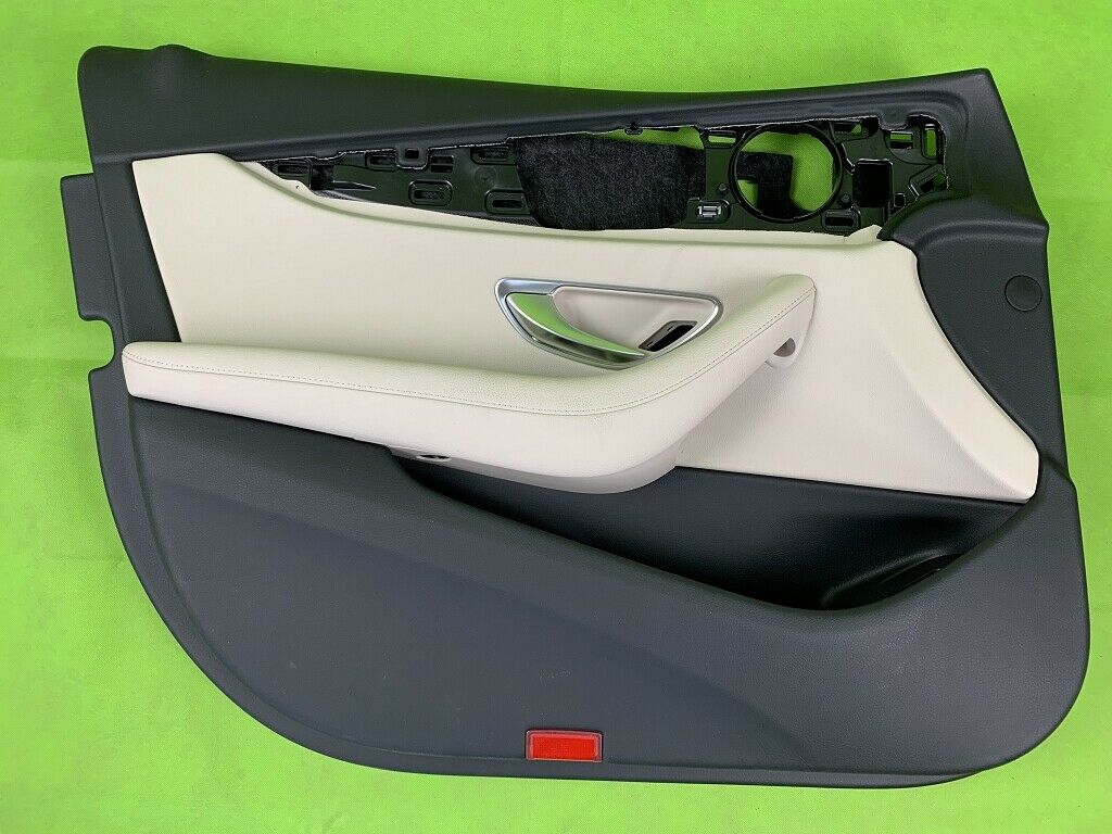 Mercedes E-Klasse W213 Türverkleidung vorne links beige schwarz