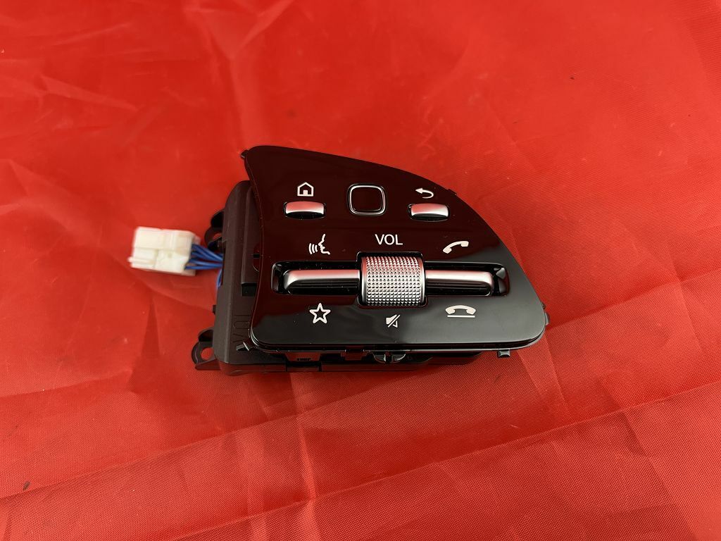 Mercedes 177 118 213 238 Lenkradtaste Knopf Schalter rechts schwarz A0999050909
