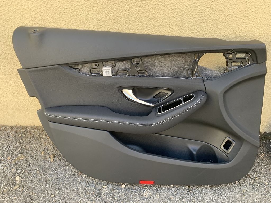 Mercedes C-Klasse W205 Türverkleidung vorne links Leder schwarz