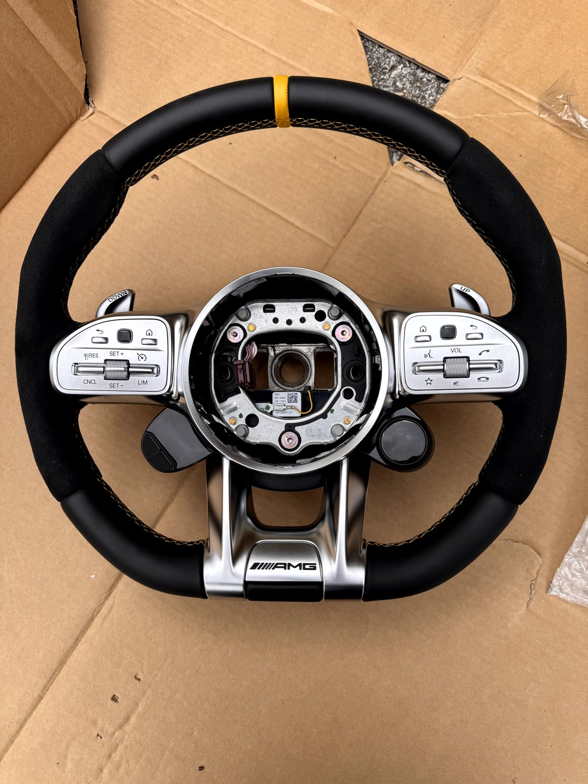 A0004608613 Mercedes CLA GLC CLS A E Klasse 118 177 213 257 AMG Lenkrad Knöpfe