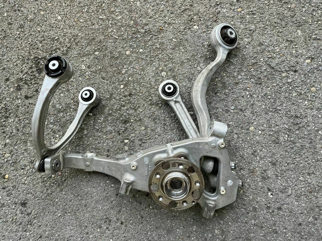 A2133303803 Mercedes E63 AMG 4M W213 Achshälfte vorne rechts Radnabe Zugstrebe