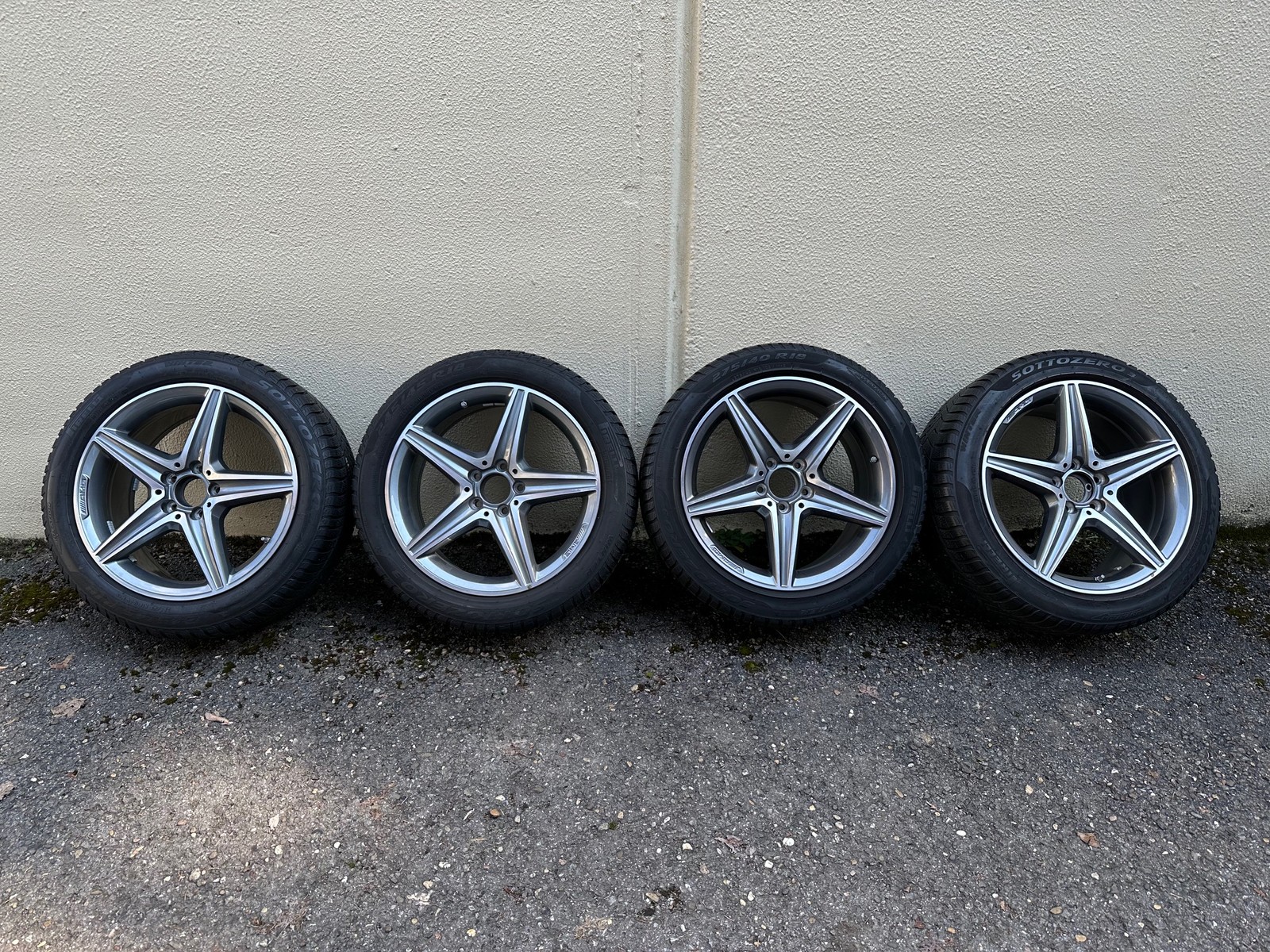 Original Mercedes E-Klasse 213 AMG Winter Radsatz Felgen Reifen 18" A2134011800