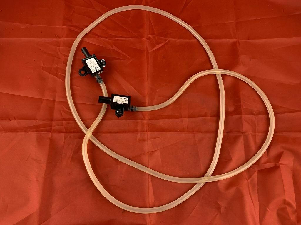A1729058300 Original Mercedes SLK R172 Drucksensor Fußgängerschutz vorne Stoßsta