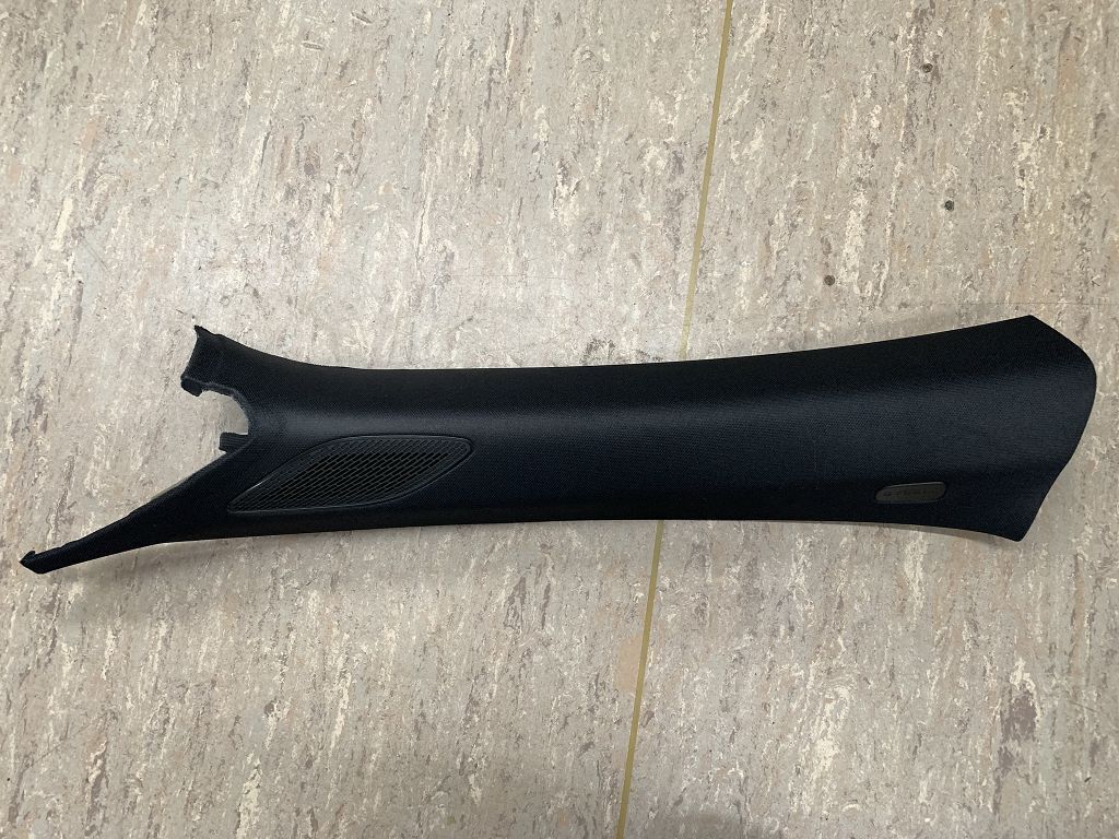 Mercedes CLA 118 Verkleidung A-Säule links A1186900200