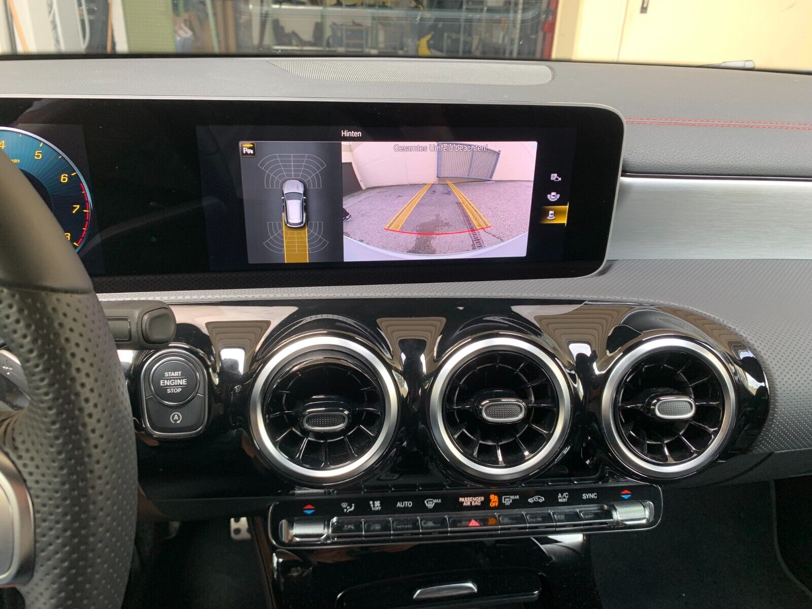 Mercedes CLA 118 Rückfahrkamera nachrüsten Original in Sindelfingen