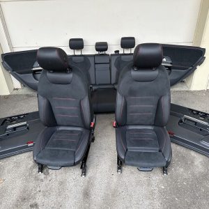 Mercedes B-Klasse 247 Sitze Innenausstattung Memory schwarz rote Naht