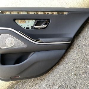 Mercedes S-Klasse 223 kurz Türverkleidung hinten rechts schwarz Burmester