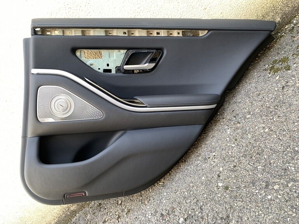 Mercedes S-Klasse 223 kurz Türverkleidung hinten rechts schwarz Burmester